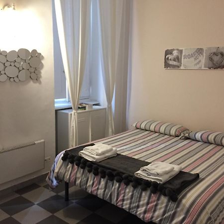 Bed2Go Bed and Breakfast Turin Rum bild