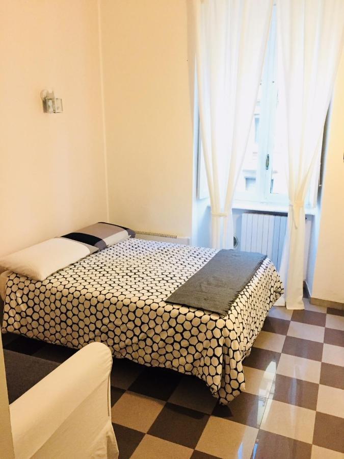 Bed2Go Bed and Breakfast Turin Exteriör bild