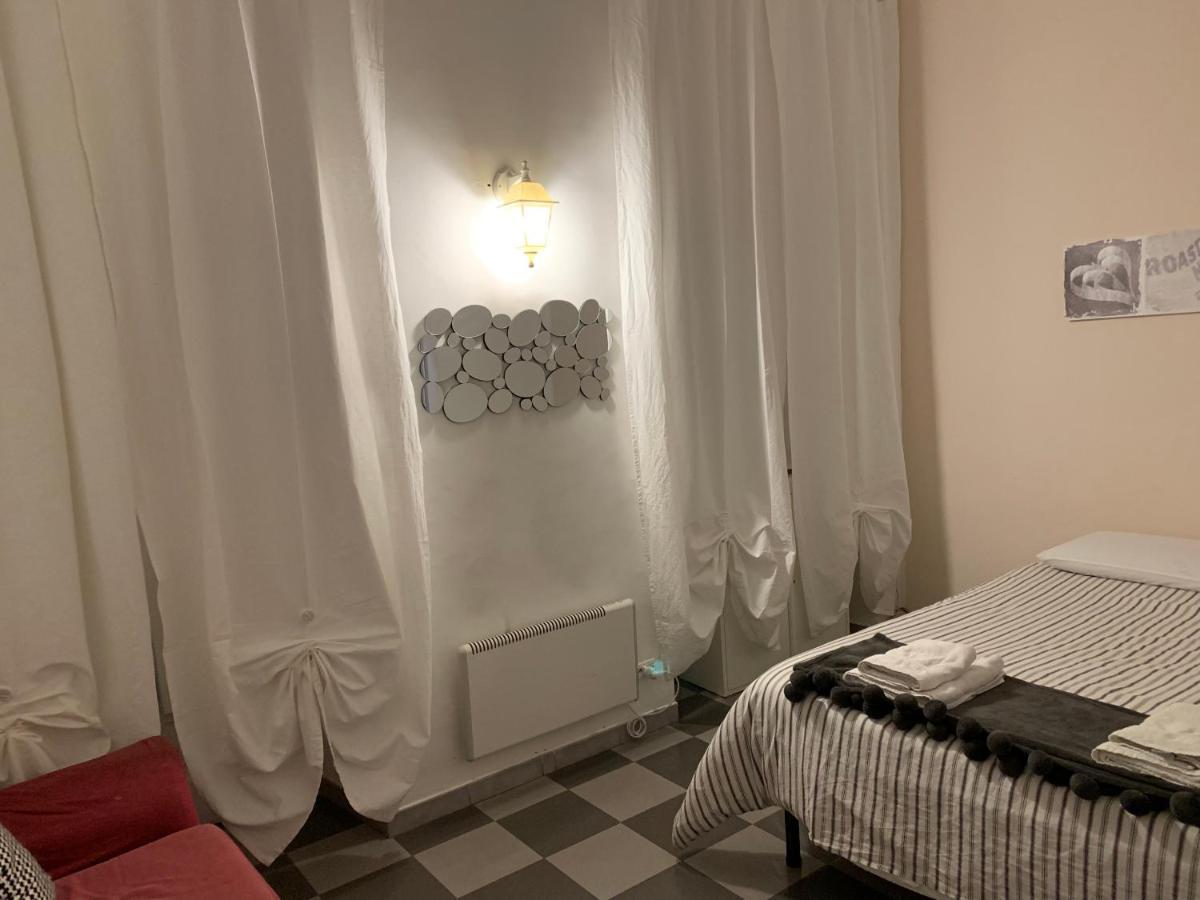 Bed2Go Bed and Breakfast Turin Exteriör bild