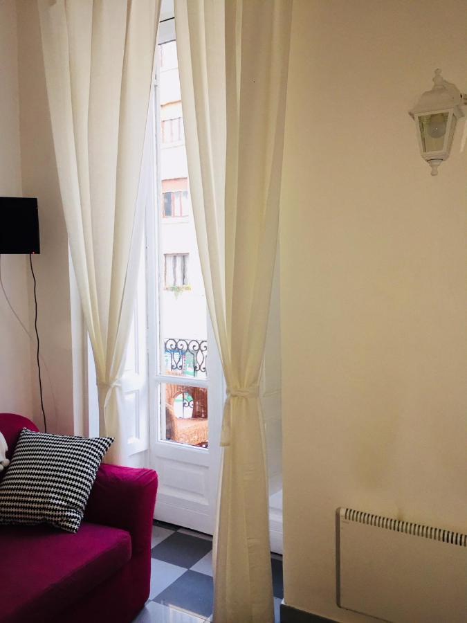 Bed2Go Bed and Breakfast Turin Exteriör bild