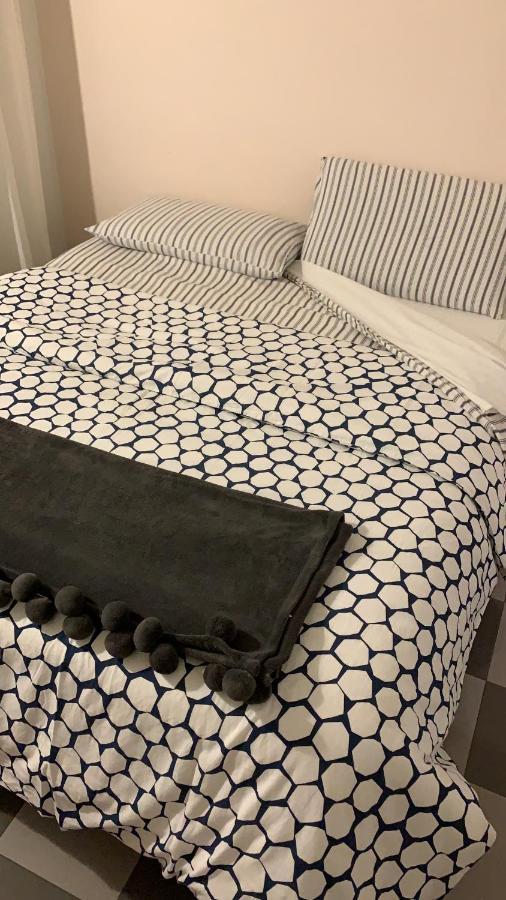 Bed2Go Bed and Breakfast Turin Exteriör bild