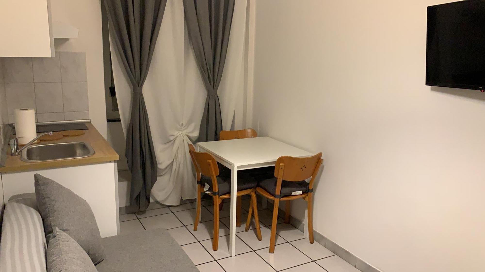 Bed2Go Bed and Breakfast Turin Rum bild