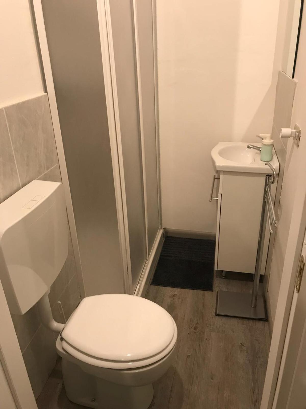 Bed2Go Bed and Breakfast Turin Rum bild