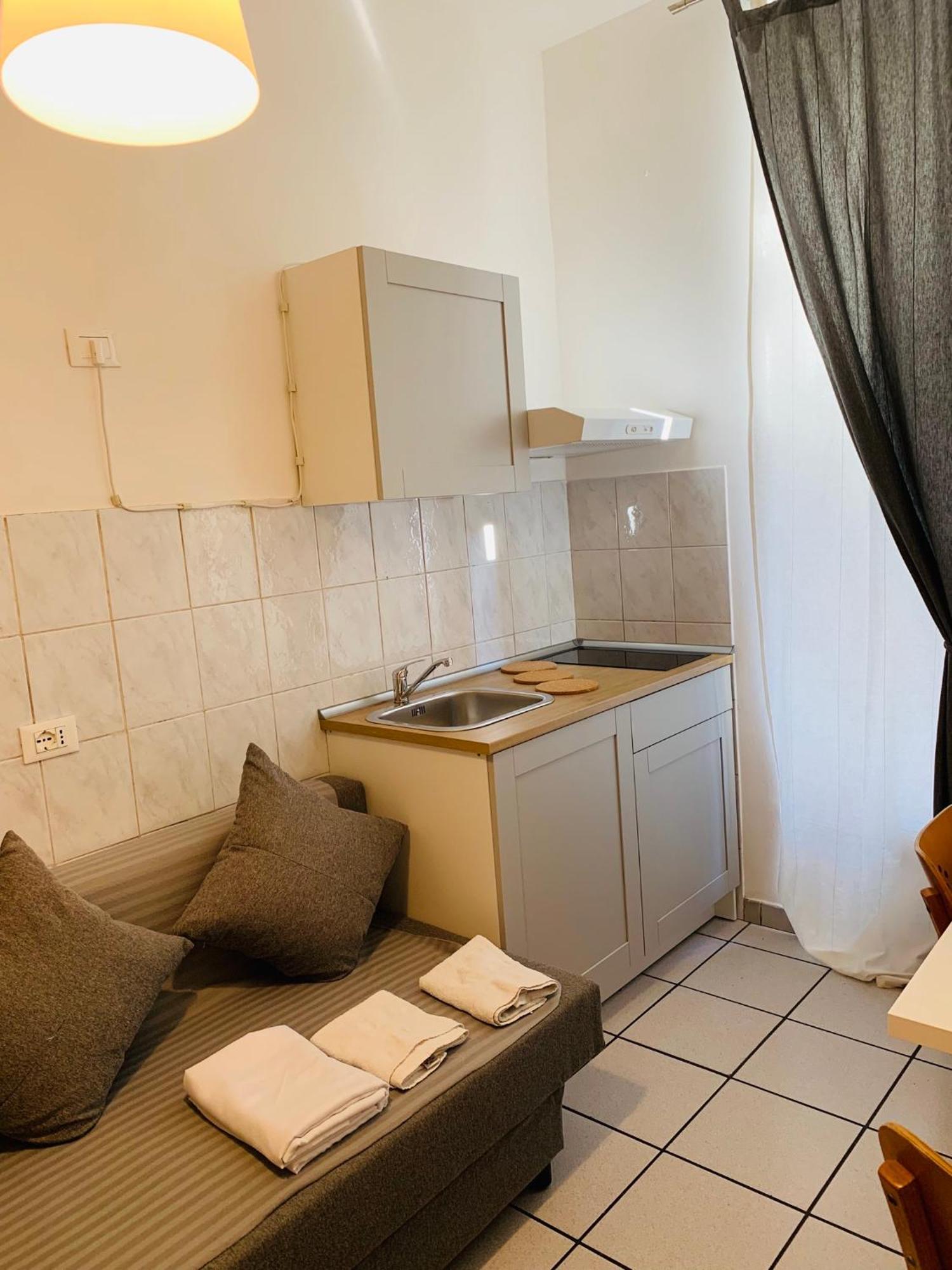 Bed2Go Bed and Breakfast Turin Rum bild